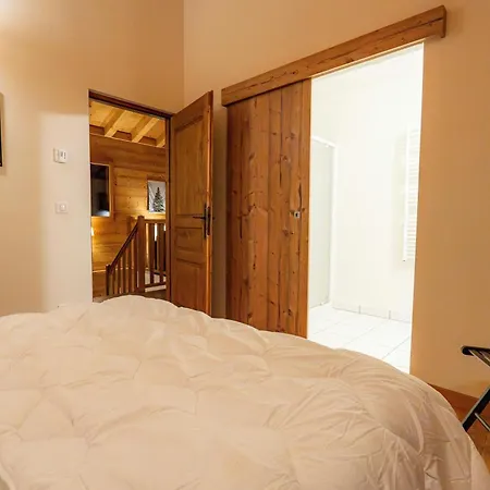 Casa-chalet Des Ponts : Evasion Au Col Madeleine בקתה *